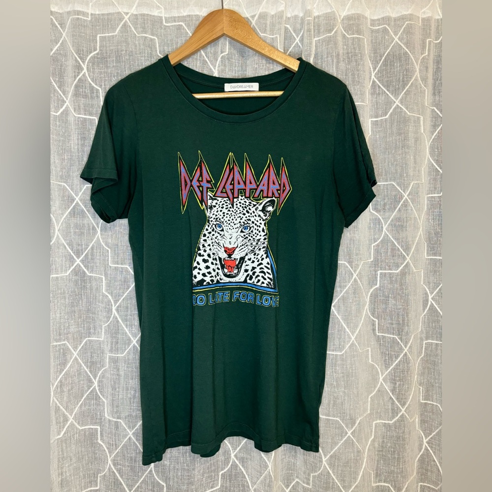 Daydreamer def leopard tee shirt